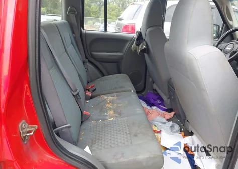 2005 Jeep Liberty Sport z USA, uszkodzony, nr VIN 1J4GL48K95W501910